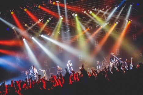 「石崎ひゅーい バンドワンマンTOUR 2019『ゴールデンエイジ』」東京・TSUTAYA O-EAST公演の様子。(撮影:鈴木友莉)