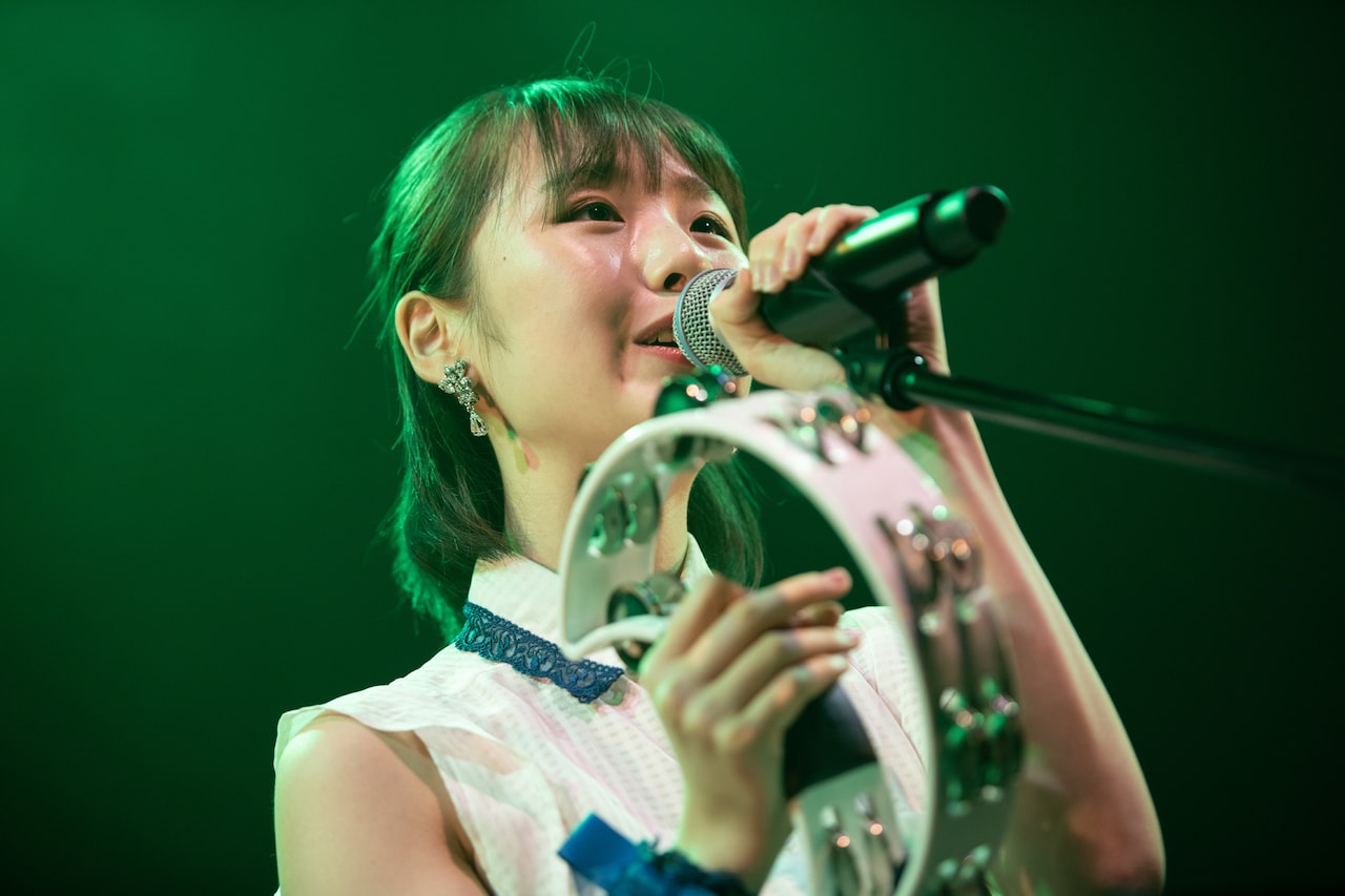 南端まいな、バタバン従えての令和初ワンマンで新曲「君のピュアネス」初披露