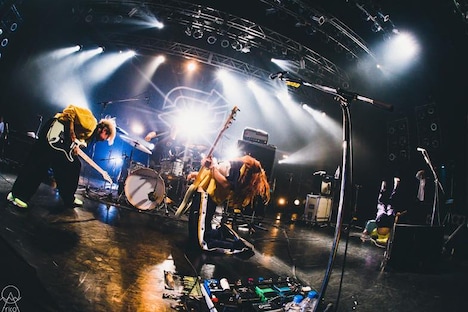 「大反射祭Tour」ファイナル東京・TSUTAYA O-EAST公演の様子。（写真提供：エイベックス・エンタテインメント株式会社）
