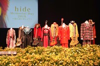 「hide Memorial Day 2019～春に会いましょう～」祭壇 (c)HEADWAX ORGANIZATION CO., LTD. / photo by Hitomi Katada（nonfix creative）