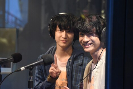 「春風ラジオ」オンエア直前のさくらしめじ。