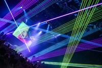 「hide Memorial Day 2019～春に会いましょう～」フィルムライブの様子。