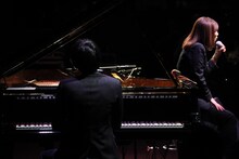 まらしぃ（左）と高橋洋子（右）。（撮影：安田慎一）