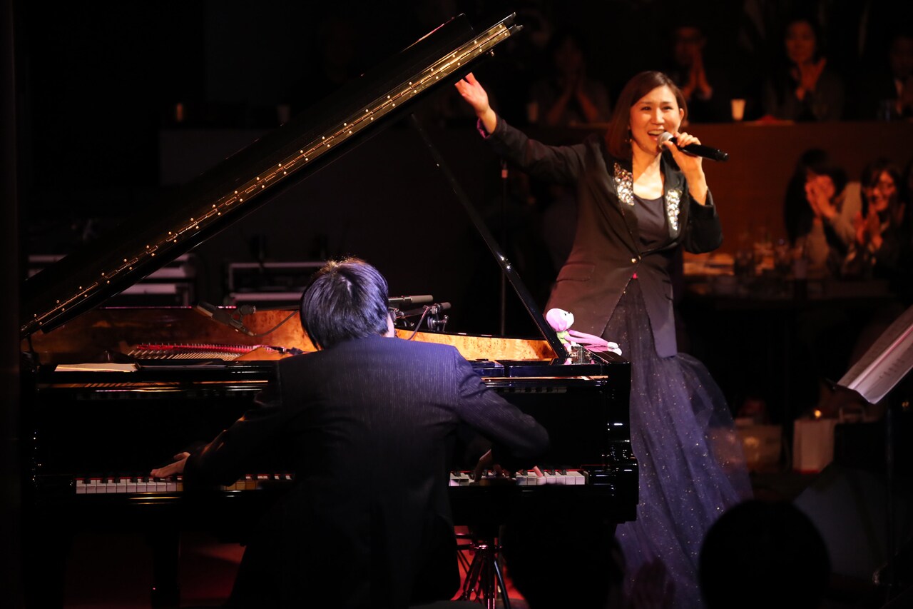 まらしぃ（左）と高橋洋子（右）。（撮影：安田慎一）