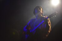 伊東妙子（G, Vo）