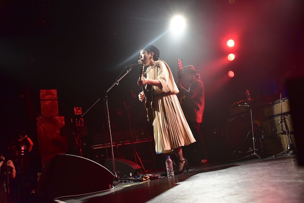 Ｔ字路s「PIT VIPER BLUES Release Tour」の様子。