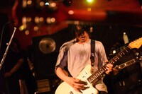 横山優也（Vo, G）（Photo by Masanori Fujikawa）