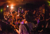 KOTORI「LOCAL MATCH 2019」神奈川・横須賀かぼちゃ屋公演の様子。（Photo by Masanori Fujikawa）