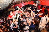 KOTORI「LOCAL MATCH 2019」神奈川・横須賀かぼちゃ屋公演の様子。（Photo by Masanori Fujikawa）