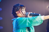 石綿なこ（撮影：草場雄介）