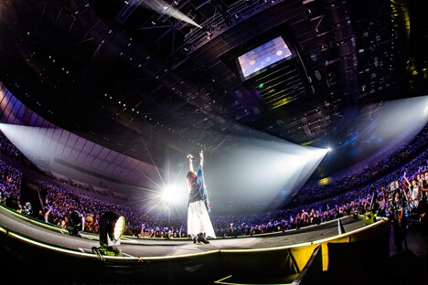 LiSA「LiVE is Smile Always～364＋JOKER～」の様子。（撮影：青木カズロー）