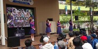 「東京女子流 SPECIAL FREE LIVE 『16回光るよ』at ラクーア」の様子。（写真提供：エイベックス）