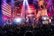 MIYAVI「Japan Tour 2019 "THE OTHER SIDE"」愛知・Zepp Nagoya公演の様子。（Photo by Yusuke Okada）