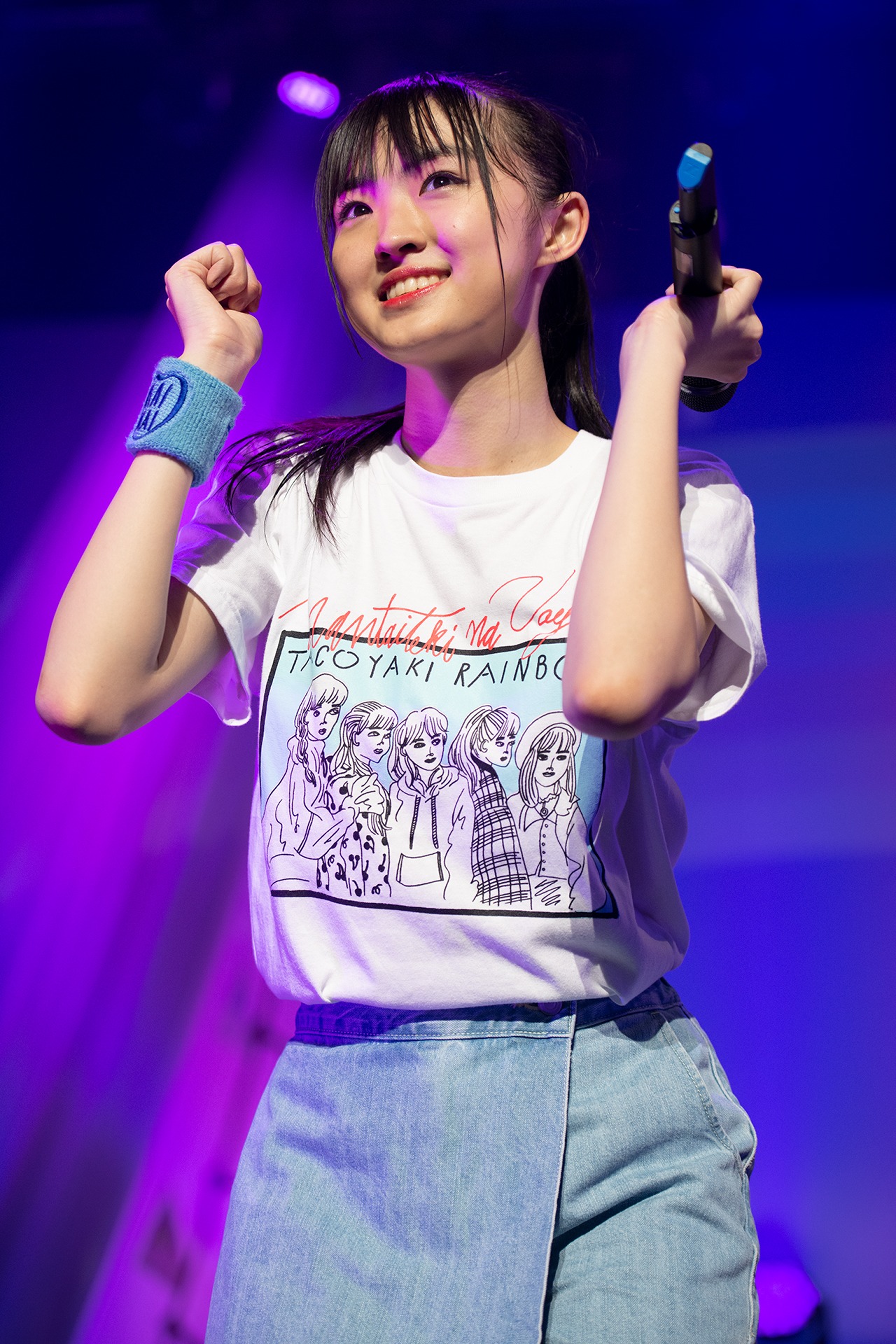 春名真依