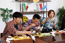 左から森山直太朗、柳沢慎吾、夏菜。(c)フジテレビ