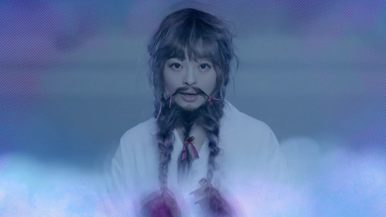 やる気をなくしたきゃりーぱみゅぱみゅ、ヒゲ生やして引きこもり