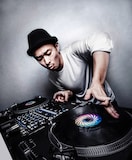 DJ KENTARO