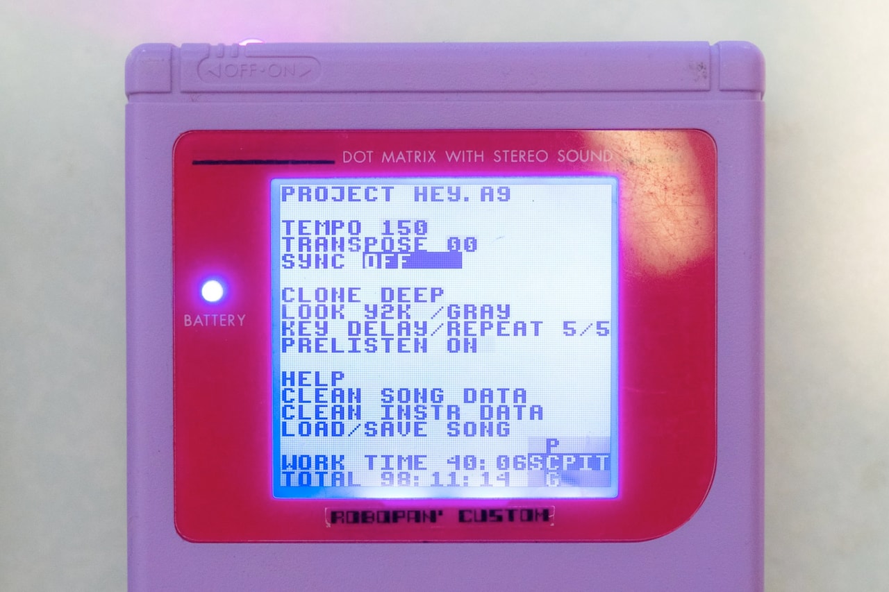 メインで使用しているゲームボーイ。