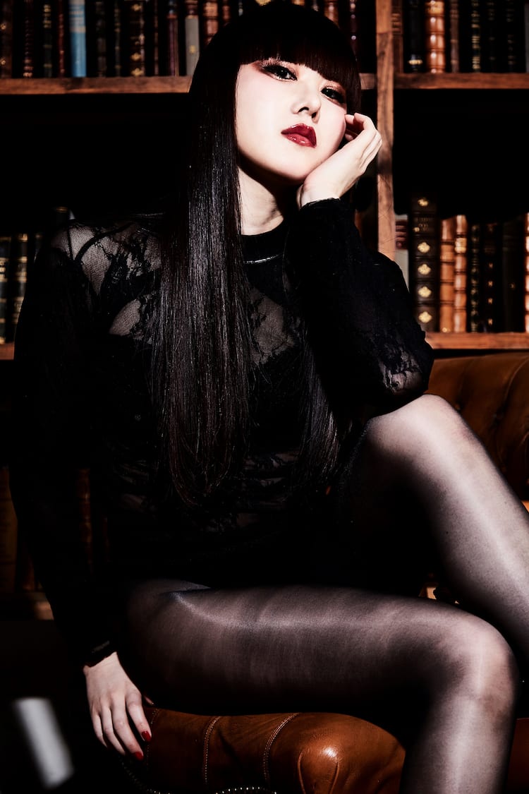 アーバンギャルド浜崎容子、新作ソロアルバムは角松敏生プロデュース 