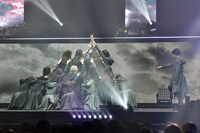 「欅坂46 3rd YEAR ANNIVERSARY LIVE」東京・日本武道館公演の様子。