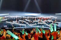 「欅坂46 3rd YEAR ANNIVERSARY LIVE」東京・日本武道館公演の様子。（撮影：上山陽介）