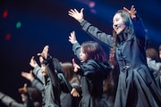 「欅坂46 3rd YEAR ANNIVERSARY LIVE」東京・日本武道館公演の様子。(撮影:上山陽介)