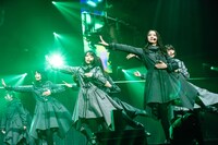 「欅坂46 3rd YEAR ANNIVERSARY LIVE」東京・日本武道館公演の様子。（撮影：上山陽介）