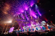 「欅坂46 3rd YEAR ANNIVERSARY LIVE」東京・日本武道館公演の様子。(撮影:上山陽介)