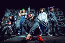 ヒステリックパニック。右端が$EIGO（G, Cho）。