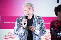 大興奮する小森隼。