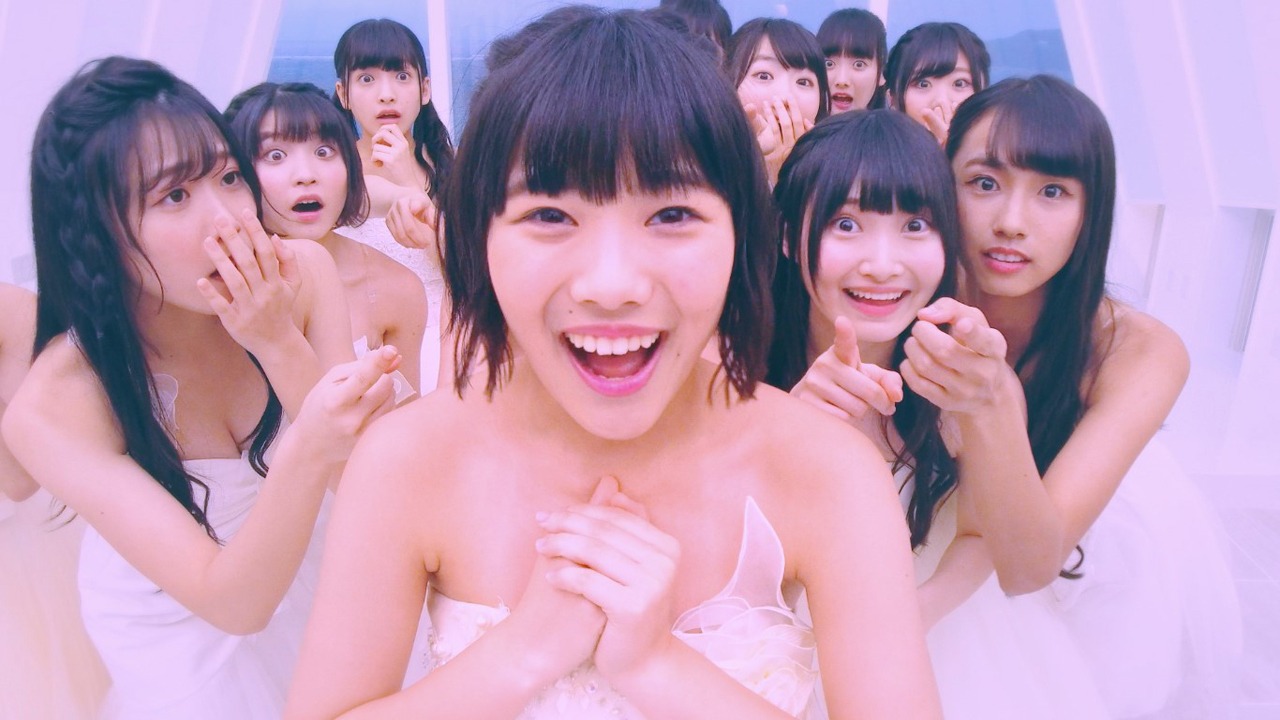 虹のコンキスタドール「Waiting Wedding」ミュージックビデオのワンシーン。