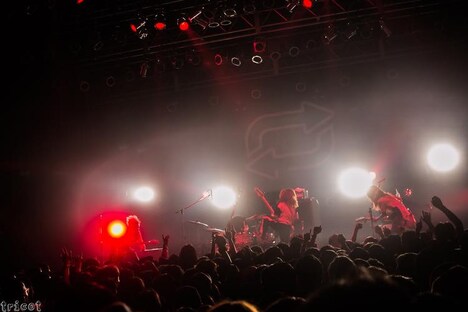 tricot「大反射祭Tour」東京・TSUTAYA O-EAST公演の様子。