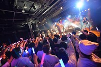 CoverGirls「GiRLS DiSTINY～世界はまだ僕を知らない～」の様子。（撮影：You Homma）