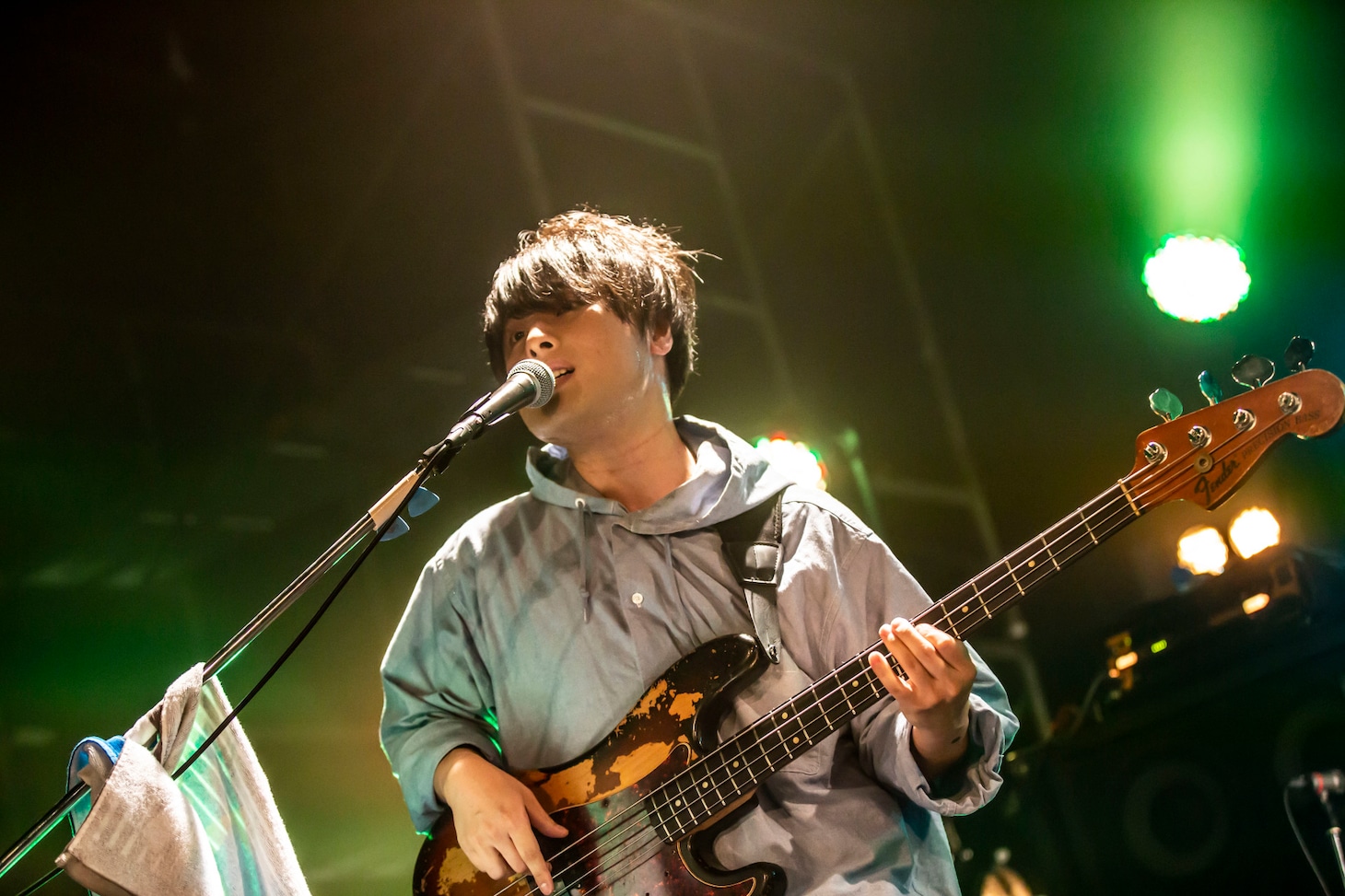 高野賢也（B, Cho）（撮影：中山優司）