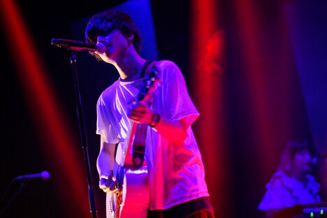 金井政人（Vo, G）（撮影：佐藤広理）