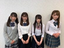 左からアキシブproject4期メンバーの藤木愛、児島七奈、橘ひより、浅見歩果。