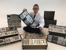 サワサキヨシヒロ