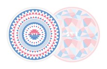 「SEVENTEEN 2019 POP UP STORE」で販売されるラウンドビーチタオル。