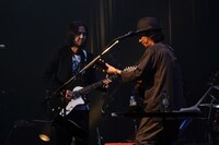 左から高野寛、おおはた雄一。（撮影：佐藤早苗）