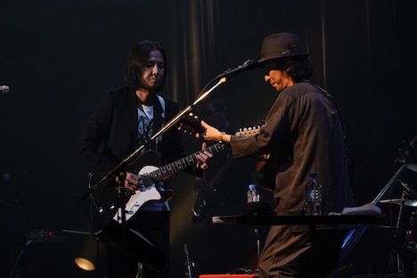 左から高野寛、おおはた雄一。（撮影：佐藤早苗）