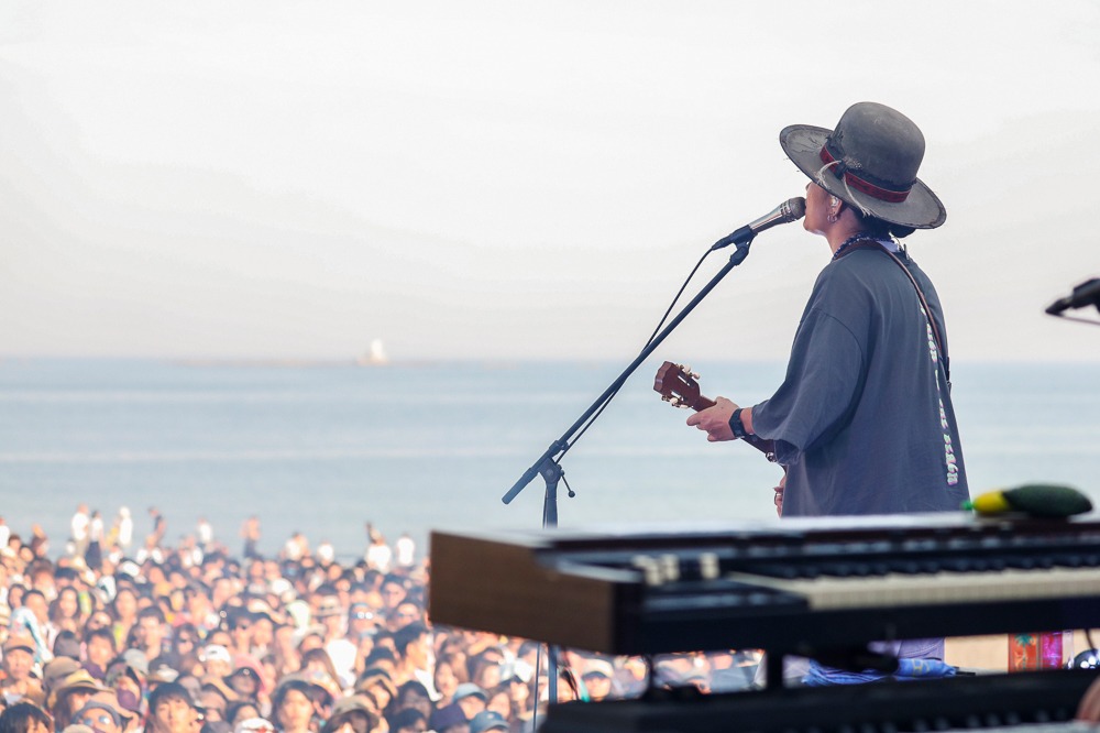 平井大「HIRAIDAI THE BEACH TRIP2019」神奈川・サザンビーチちがさき野外特設ステージ公演の様子。（Photo by HIDAKA NANAKO）