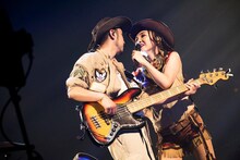 「Ghana presents松任谷由実TIME MACHINE TOUR Traveling through 45years」の様子。（撮影：田中聖太郎）