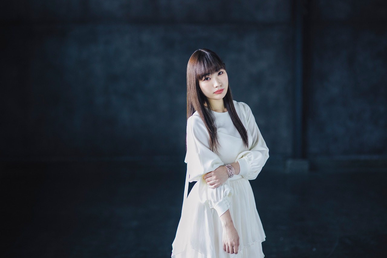 安月名莉子