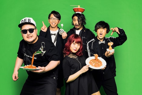 フレンズの新しいアーティスト写真。