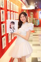 ⻑⾕川玲奈 (c)AKS