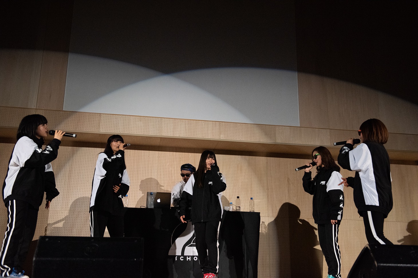 「lyrical school FREE LIVE “全校集会” Vol.1」の様子。