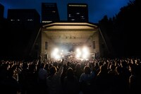 Hump Back「髪はしばらく切らないツアー」東京・日比谷野外大音楽堂公演の様子。（撮影：知衿）