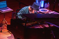 H ZETT M（Photo by Yuta Ito）