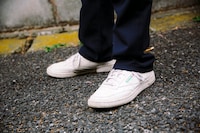 島田翼のスニーカー。