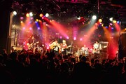 坂口有望「単、ジュン、メイ、会 tour」東京・渋谷CLUB QUATTRO公演の様子。（写真提供：EPICレコードジャパン）